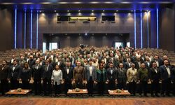Yol arkadaşlarına bilgisayar hediyesi