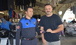 Pazarda bulunan cüzdandan hatıralar çıktı