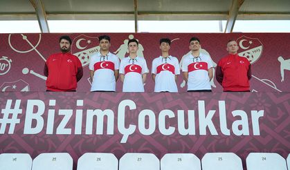 eMilli takım kampa girdi
