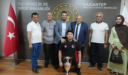 Engelsiz Gaziantepspor’dan İl Müdürüne ziyaret
