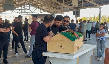 Kadir gözyaşlarıyla uğurlandı