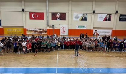 Minikler hentbol şampiyonasında 4. olduk