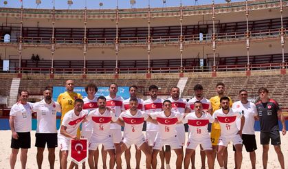 Plaj futbol milli takım kampa girdi