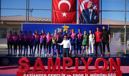 Şampiyonlar kupasını aldı