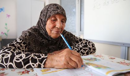 Okuma yazmayı 78’inde öğrendi