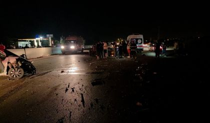 Traktör ile otomobil çarpıştı