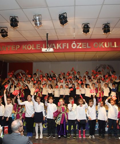 Kolej Vakfı’nda anlamlı kutlama