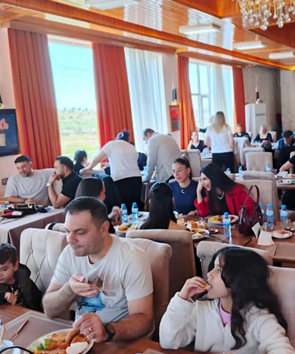 Kahvaltıda buluştular