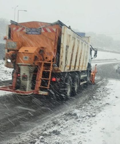 Ekipler tam kadro sahada