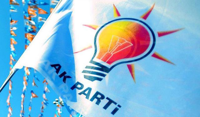 AK Parti'den istifa etti