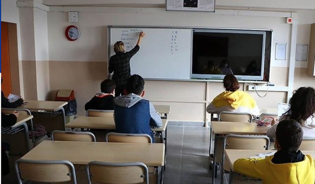 Valilikten okullar için yeni tatil açıklaması