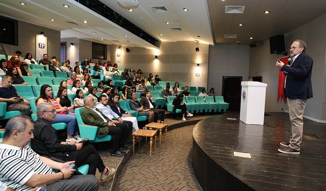 Bilim gazeteciliği konuşuldu