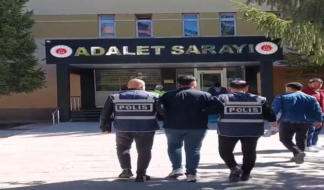 Sahte ilanla dolandırmışlar