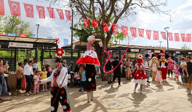 Anne bebek festivalinde eğlendiler