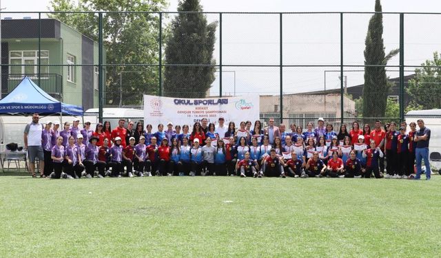 Nizip Spor Lisesi’nden çifte başarı