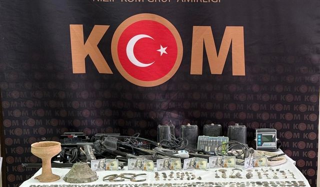 Nizip’te  3 bin 127 adet sikke ele geçirildi