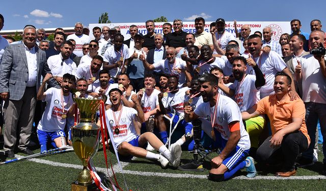 Şahinbey şampiyonluğa abone
