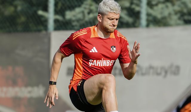 Semih ve Ndiaye'ye özel izin