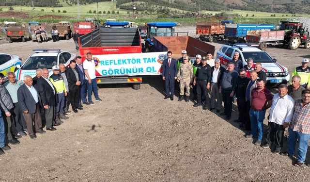 Traktör sürücülerine eğitim