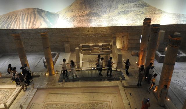 Zeugma Mozaik müzesi hayran bırakıyor