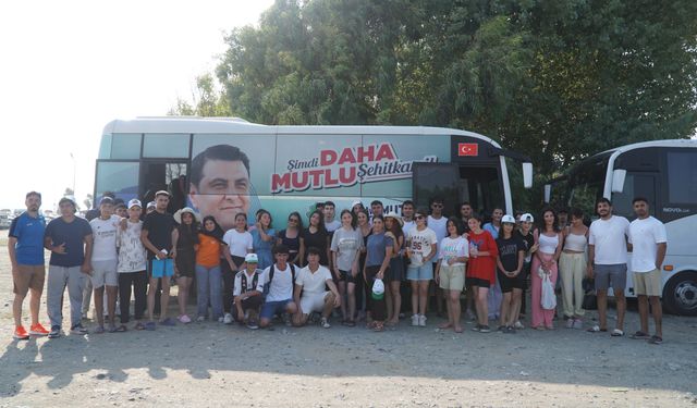 Başkandan öğrencilere deniz tatili