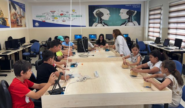 Çocuklara yönelik robotik kodlama kursu