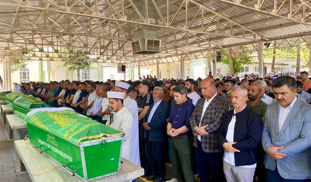 Gülizar Keçel ağlattı