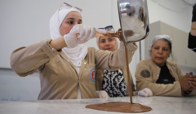 Kadınlar üretimden vazgeçmiyor