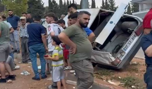 Kontrolden çıkıp, direğe çarptı