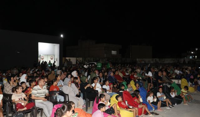 'Açık Hava Sinema Etkinliği' eğlendirdi