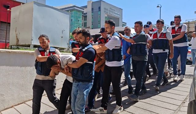 Dolandıcılık çetesine şok