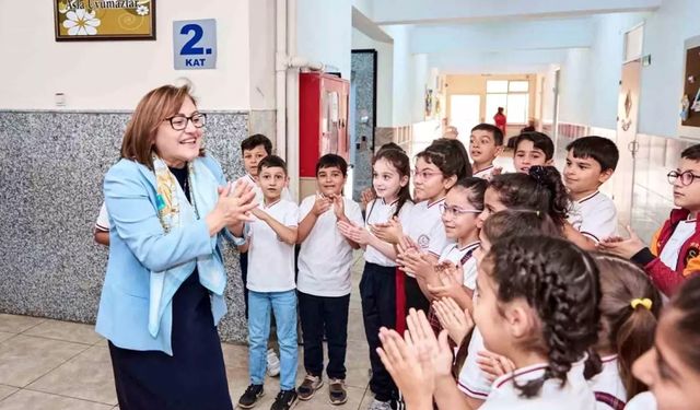 Eğitim'de yüzler gülüyor
