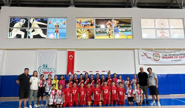 Gaziantep hentbol takımı 2. oldu