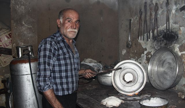 Kalay ustasının zorlu mücadelesi