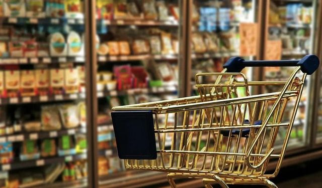 Zincir marketler esnafın belini büktü