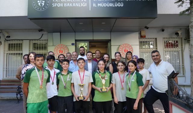 Mersin'den 16 madalya ile döndüler