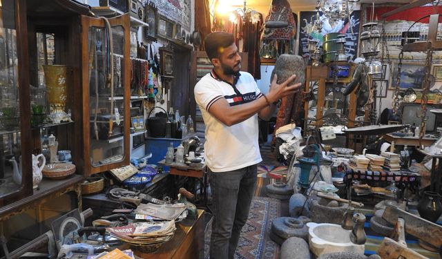 Antika eşyalar geçmişe ışık tutuyor