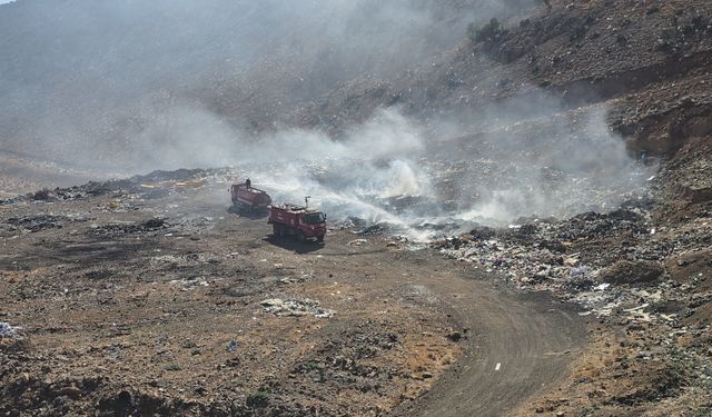 Çöplük alanda yangın çıktı