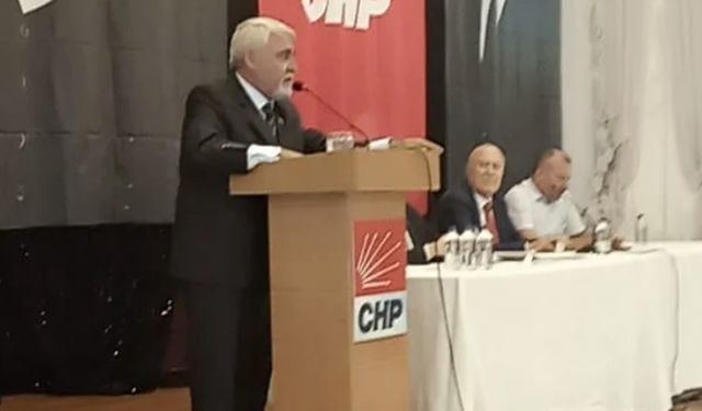 GERGİN KONGRE: Eski vekile çattı