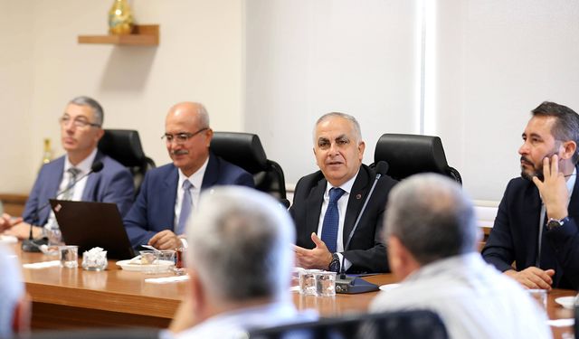 İlahiyat fakültesinde akademik kurul toplandı