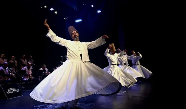 Mevlana Celaleddin-i Rumi’ye anma
