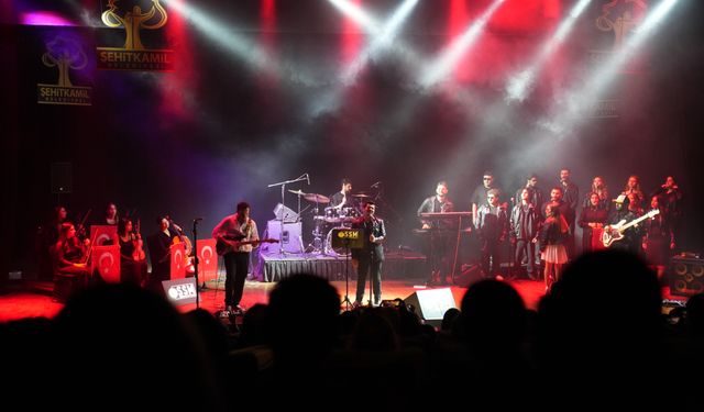 Şehitkamil’de cumhuriyet coşkusu