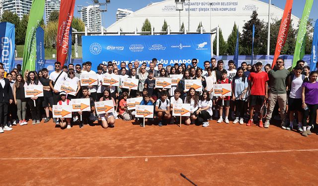 Tenis Takım Şampiyonası başladı