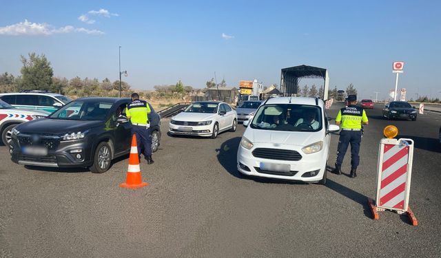 Uygulamada yakalandılar