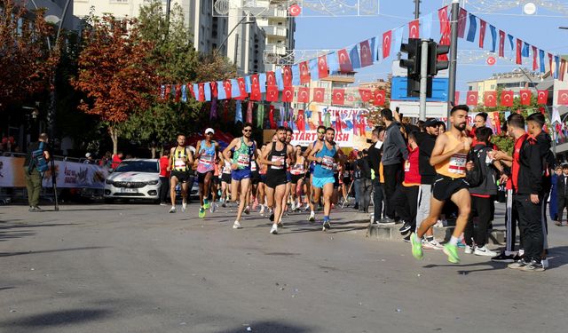 7’nci Gazi Yarı Maratonu pazar günü başlıyor
