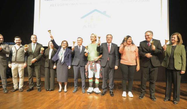 Aile eğitimi okulunda ilk zil