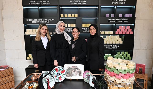 Bu müzede her şey dönüşüyor