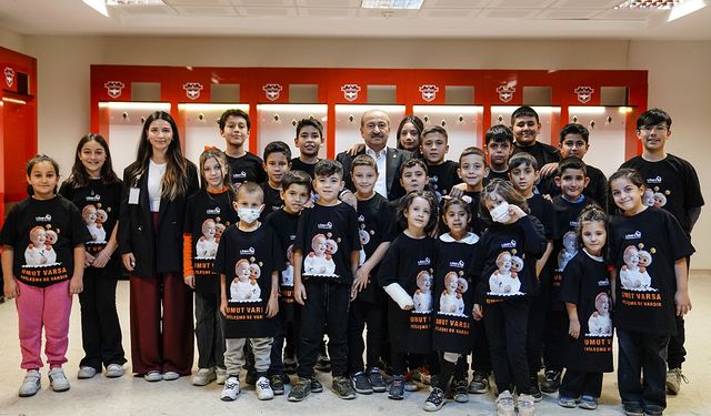 Lösemili çocuklara moral oldular