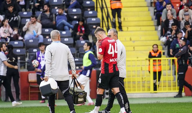 Maxim Romanya'ya gitti!