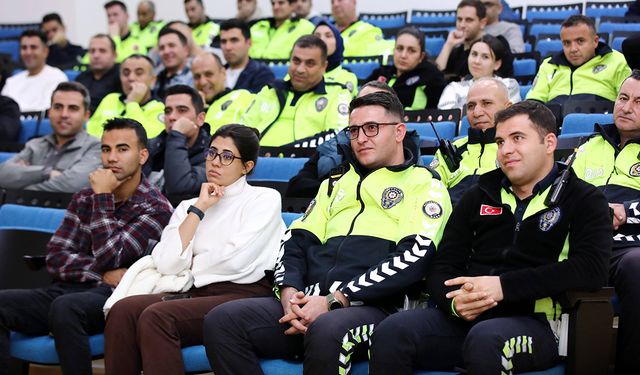 Trafik denetimlerinde iletişim eğitimi